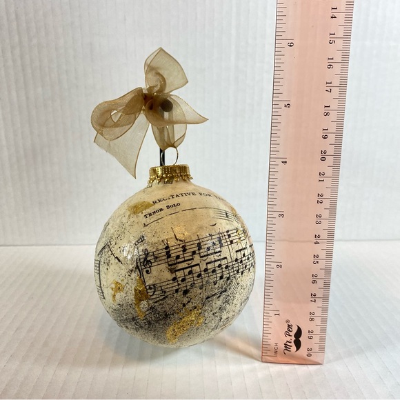Music Sheet & Gold Tone Art Christmas Tree Ornament Artisan Made Hand Crafted - Picture 4 of 4